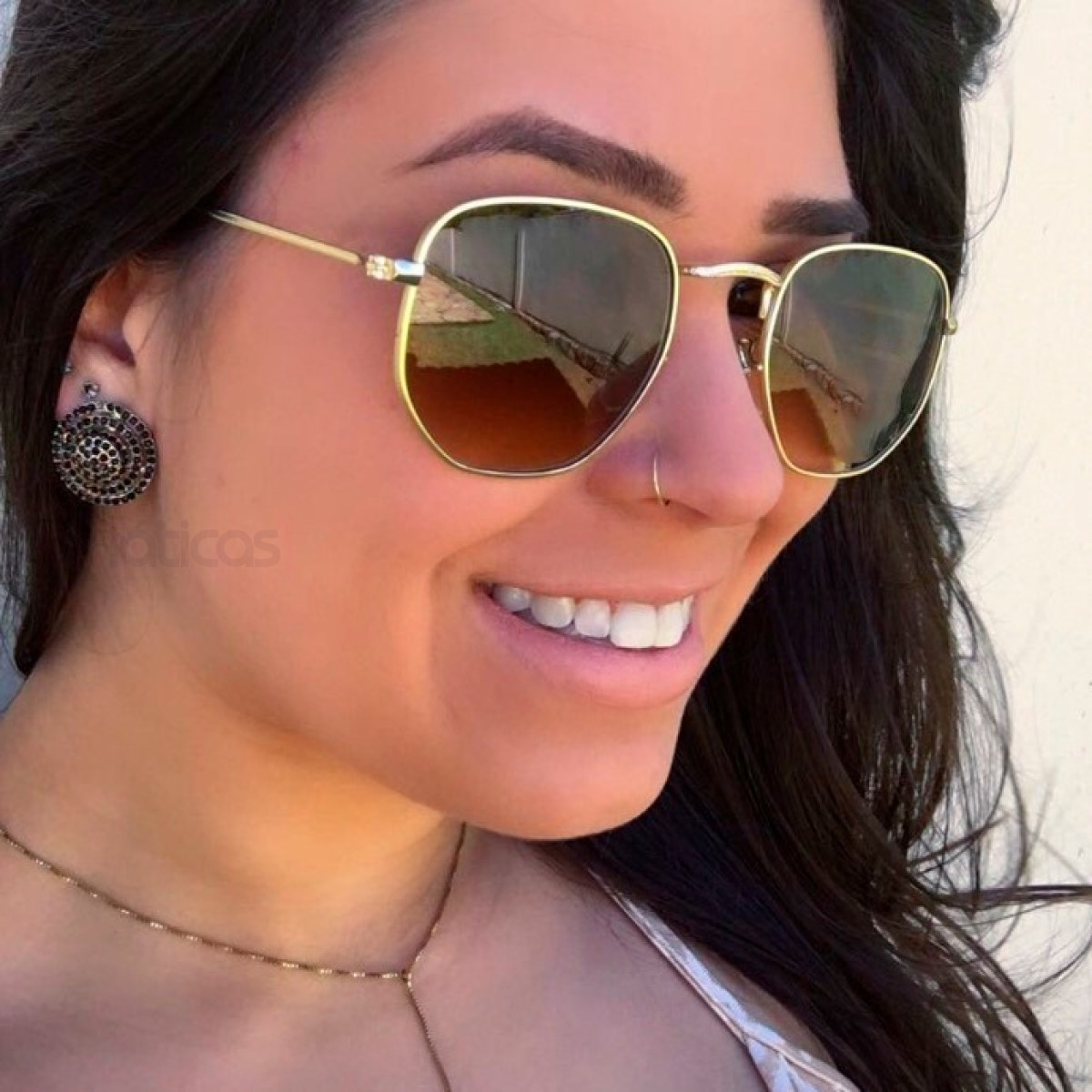 Óculos de Sol Hexagonal Armação Dourada e Lente Marrom