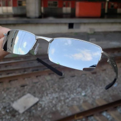 Lupa oakley cinza Clearance