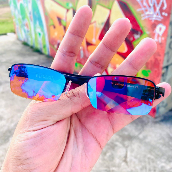 Óculos de Sol Lupinha Lupa Oakley Vilão Fio Nylon Preta e Vermelha