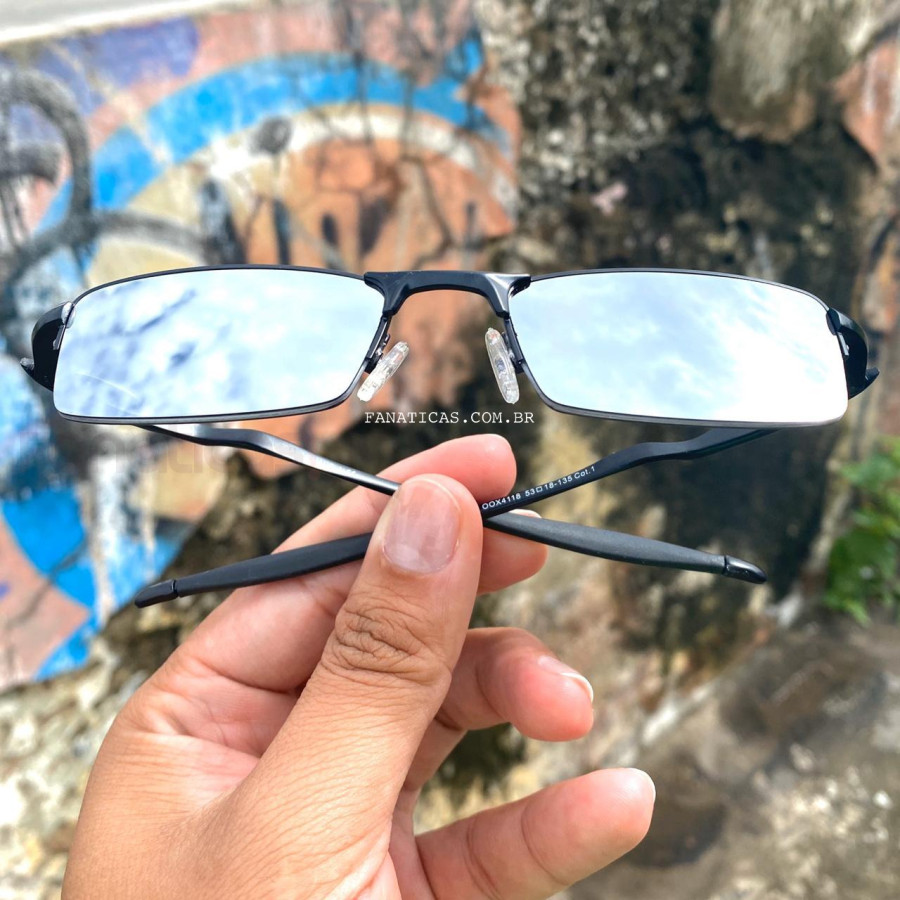 Óculos de Sol Lupa do Vilão Preto Lente Preta