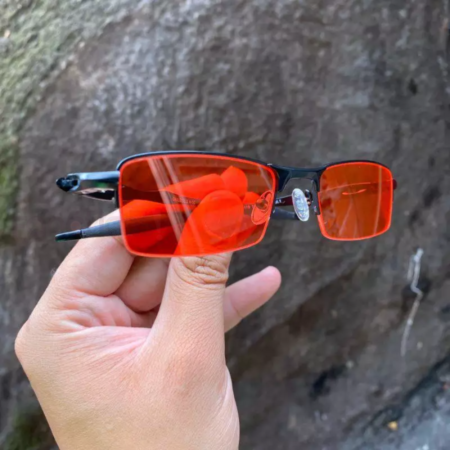 Óculos de Sol Lupinha Lupa Oakley Vilão Fio Nylon Preta e Verde