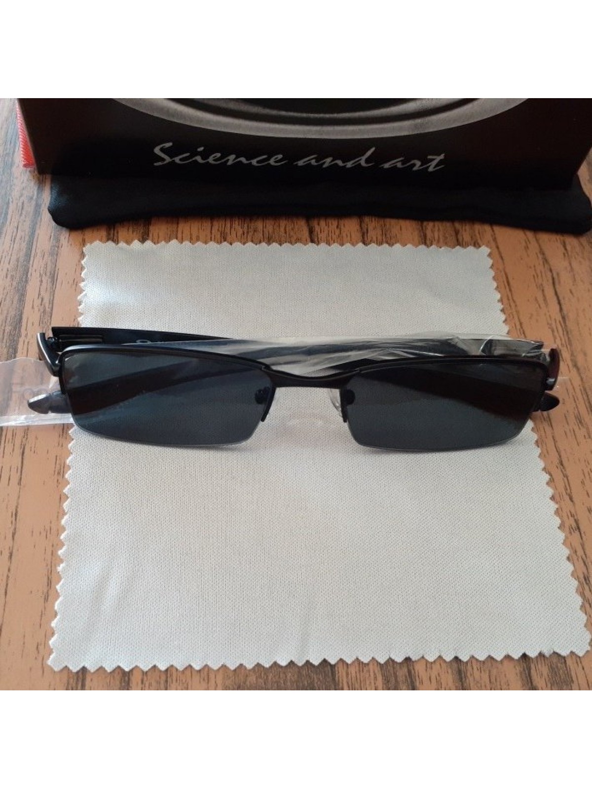 Óculos de Sol Lupinha Lupa Vilão Fio Nylon Preta Lente Fume