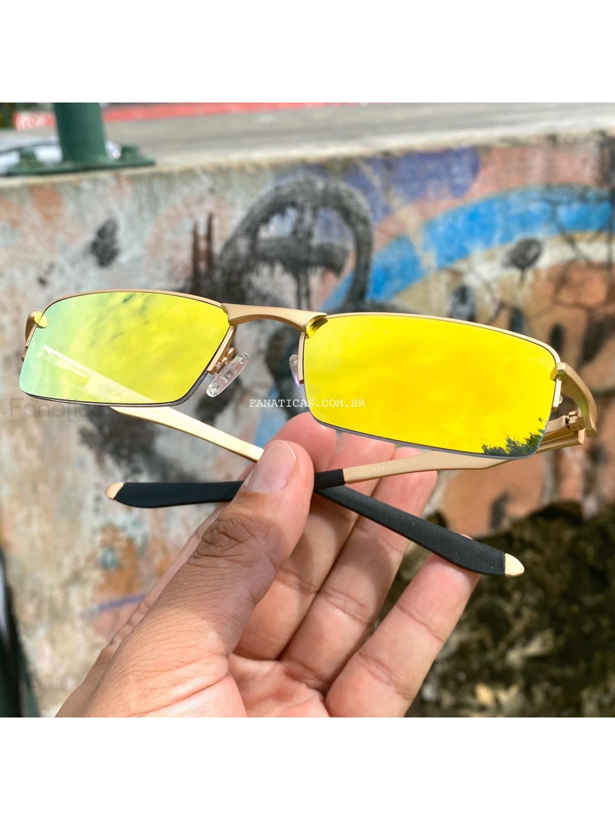 Óculos Lupinha Lupa Vilão Fio Nylon Dourada 24k