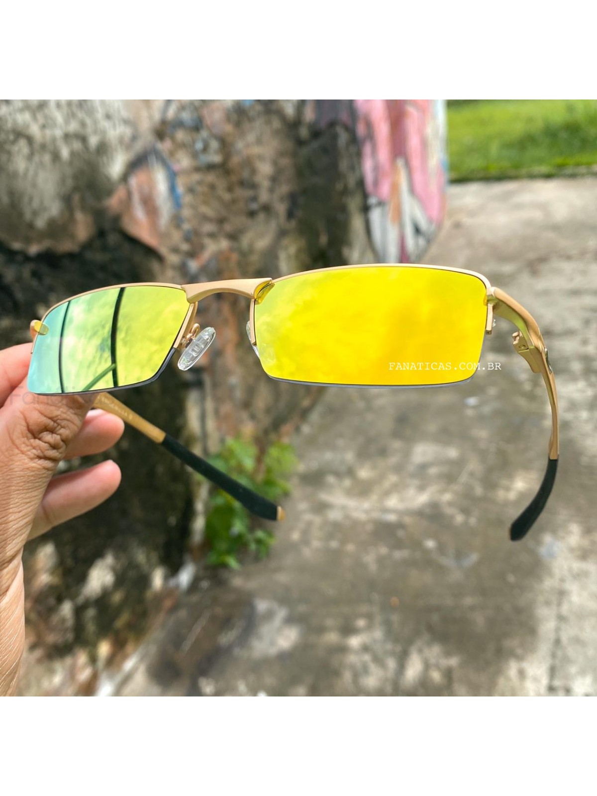 Óculos Lupinha Lupa Vilão Fio Nylon Dourada 24k