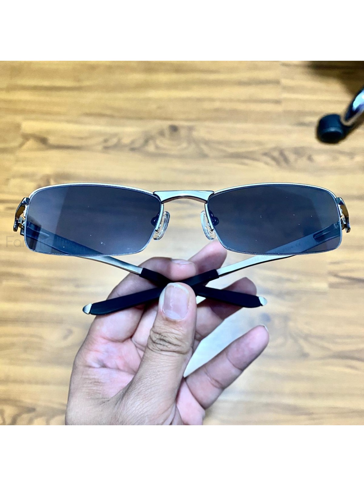 Óculos Lupinha Lupa Vilão Fio Nylon Prata e Fume
