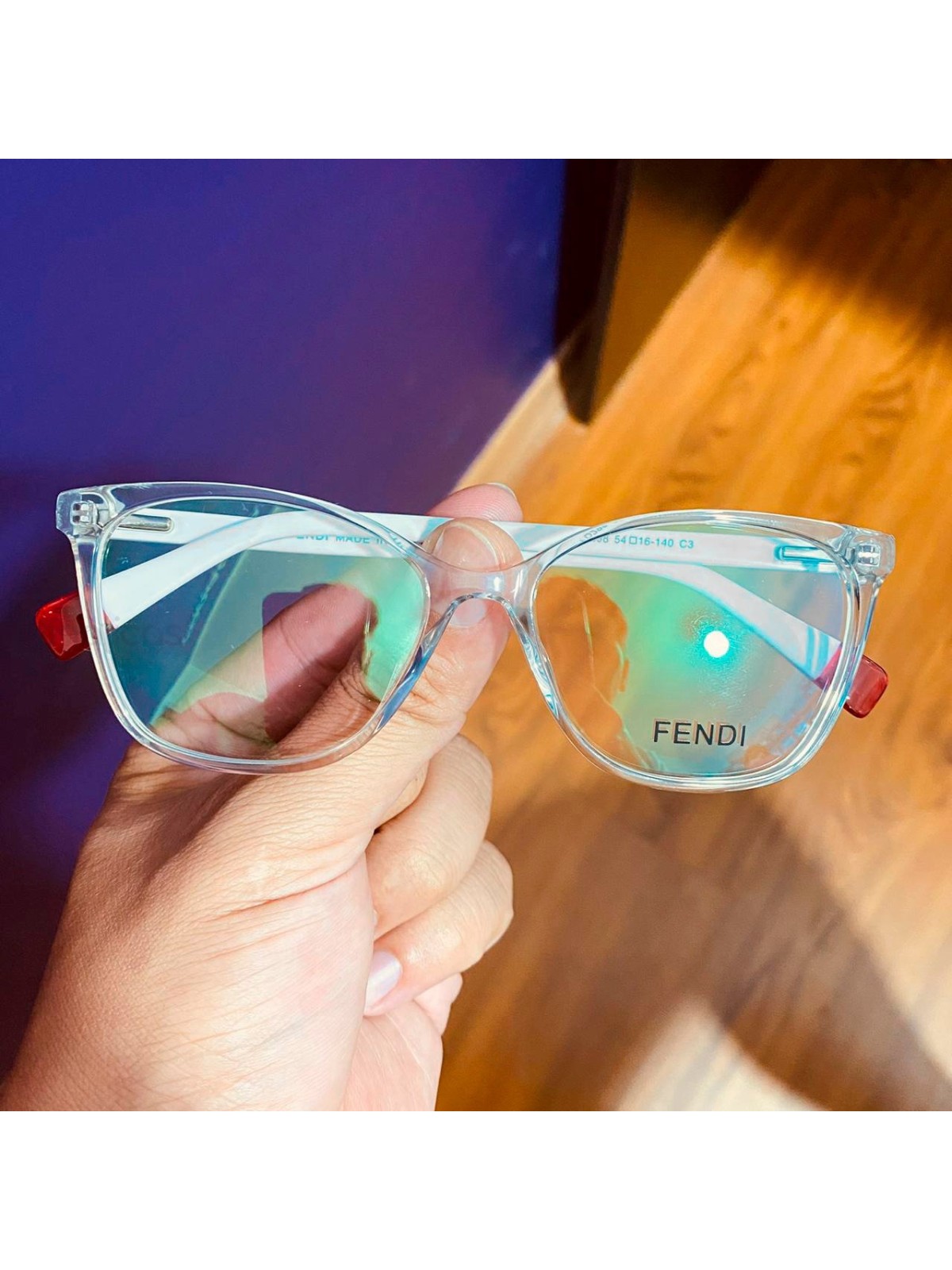 Armação de Óculos Gatinho Fendi FD298 Transparente e Branco