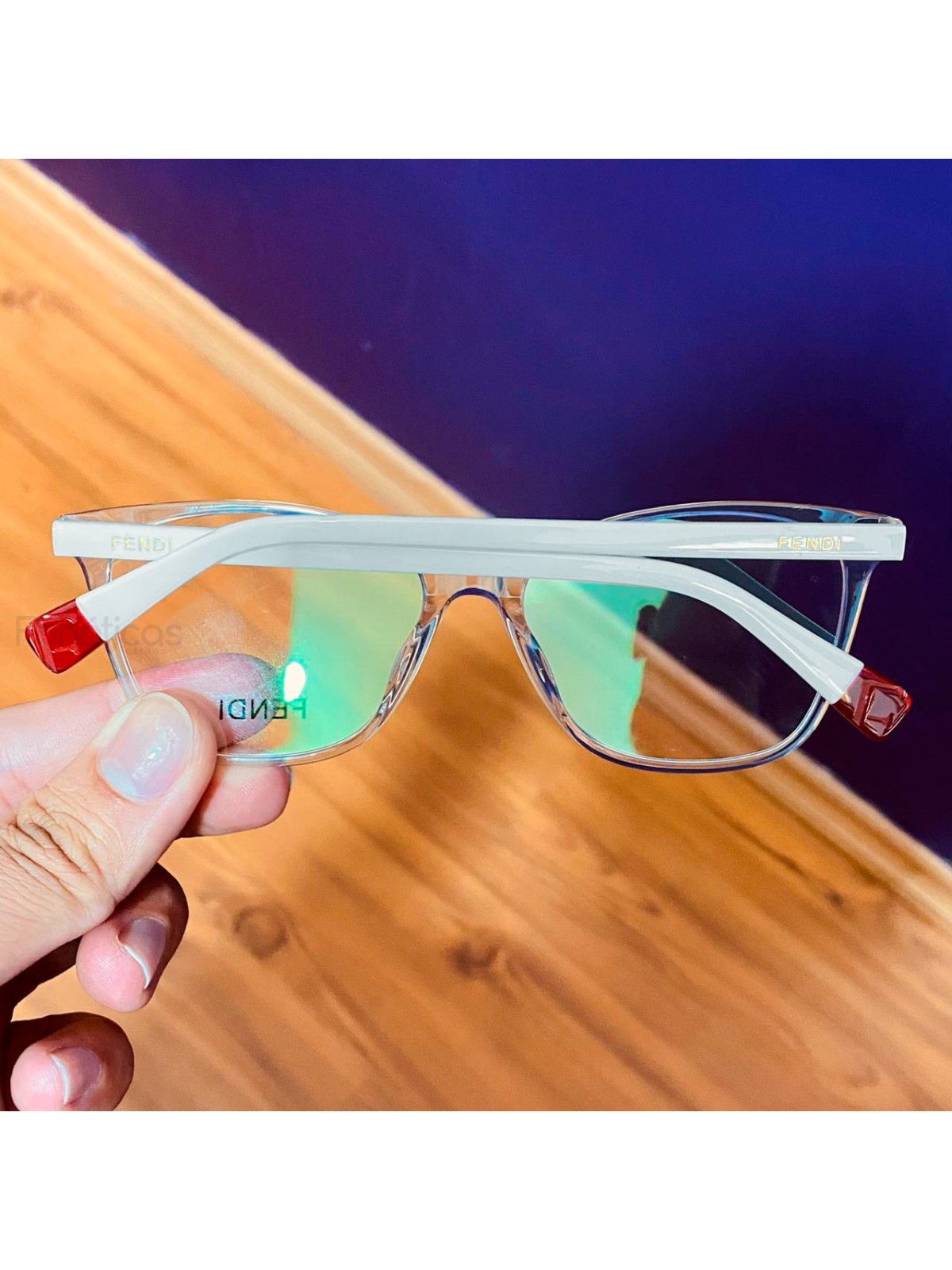 Armação de Óculos Gatinho Fendi FD298 Transparente e Branco