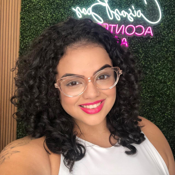 Armação de Óculos Oval LQ6013 Creme Translúcido