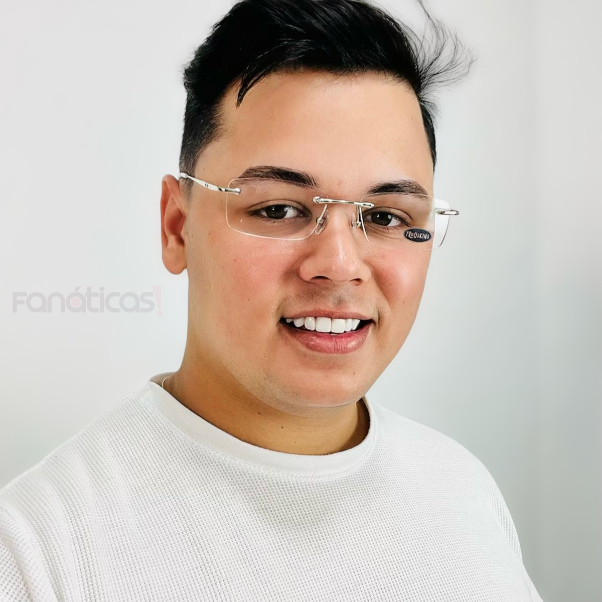 Armação de Óculos Retangular Balgriff Wingback Prata Branca Masculina