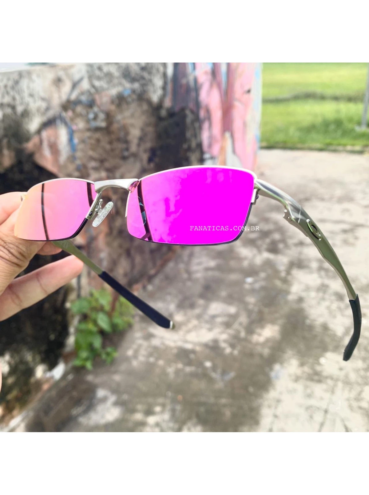 Óculos de Sol Lupinha Lupa Vilão Fio Nylon Cinza e Pink