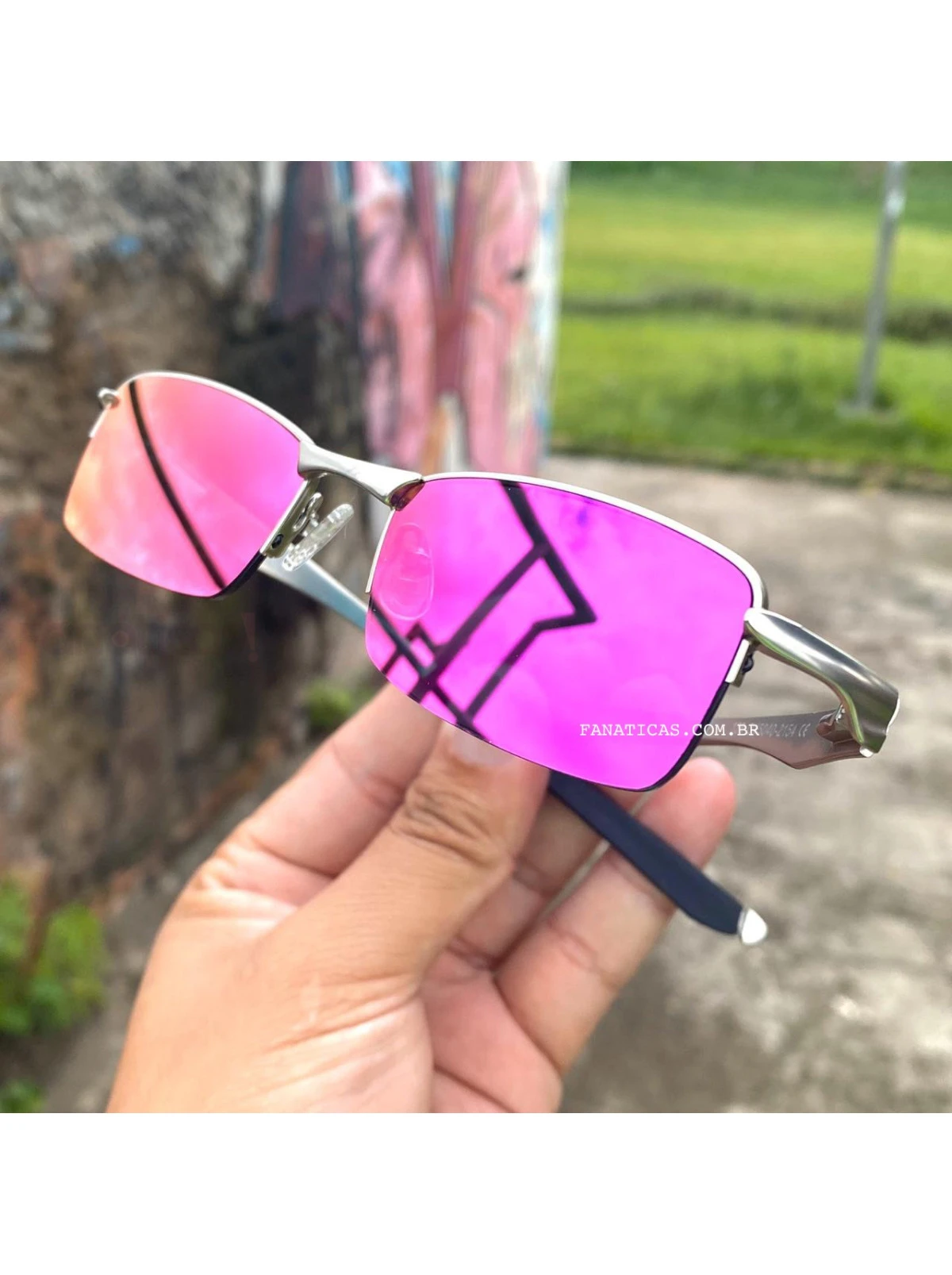 Óculos de Sol Lupinha Lupa Vilão Fio Nylon Cinza e Pink