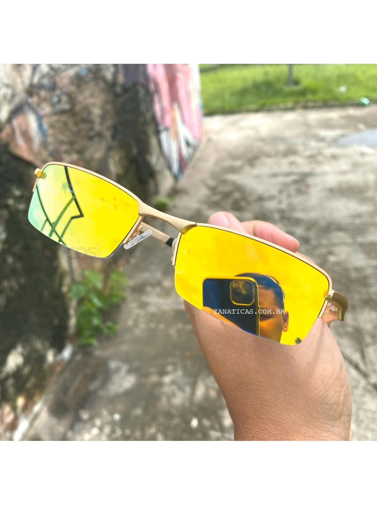 Óculos Lupinha Lupa Vilão Fio Nylon Dourada 24k