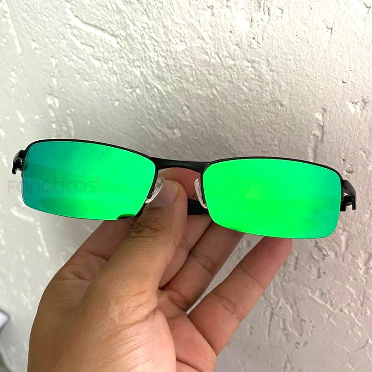 Óculos de Sol Lupinha Lupa Vilão Fio Nylon Preta e Verde