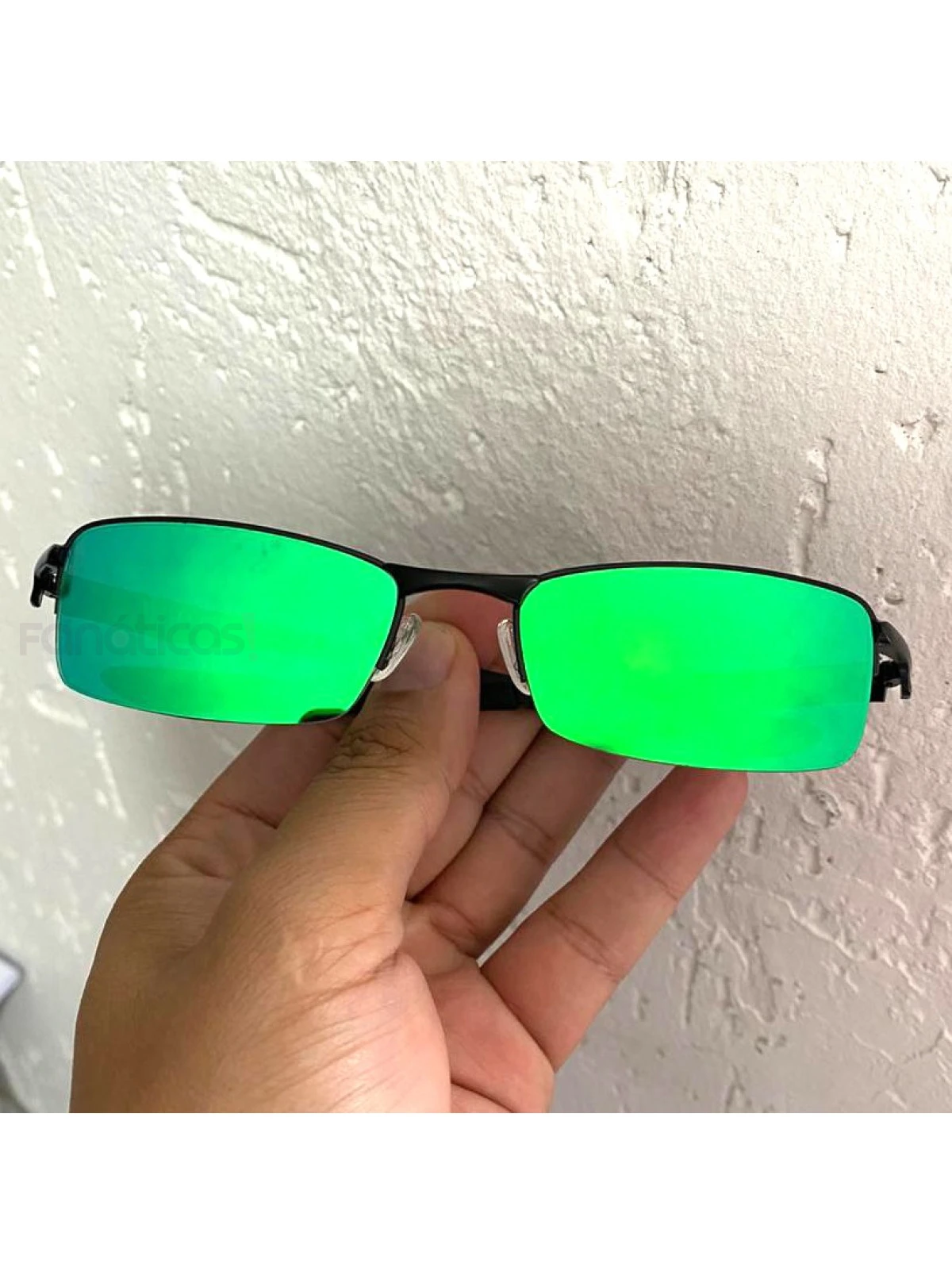 Óculos de Sol Lupinha Lupa Vilão Fio Nylon Preta e Verde