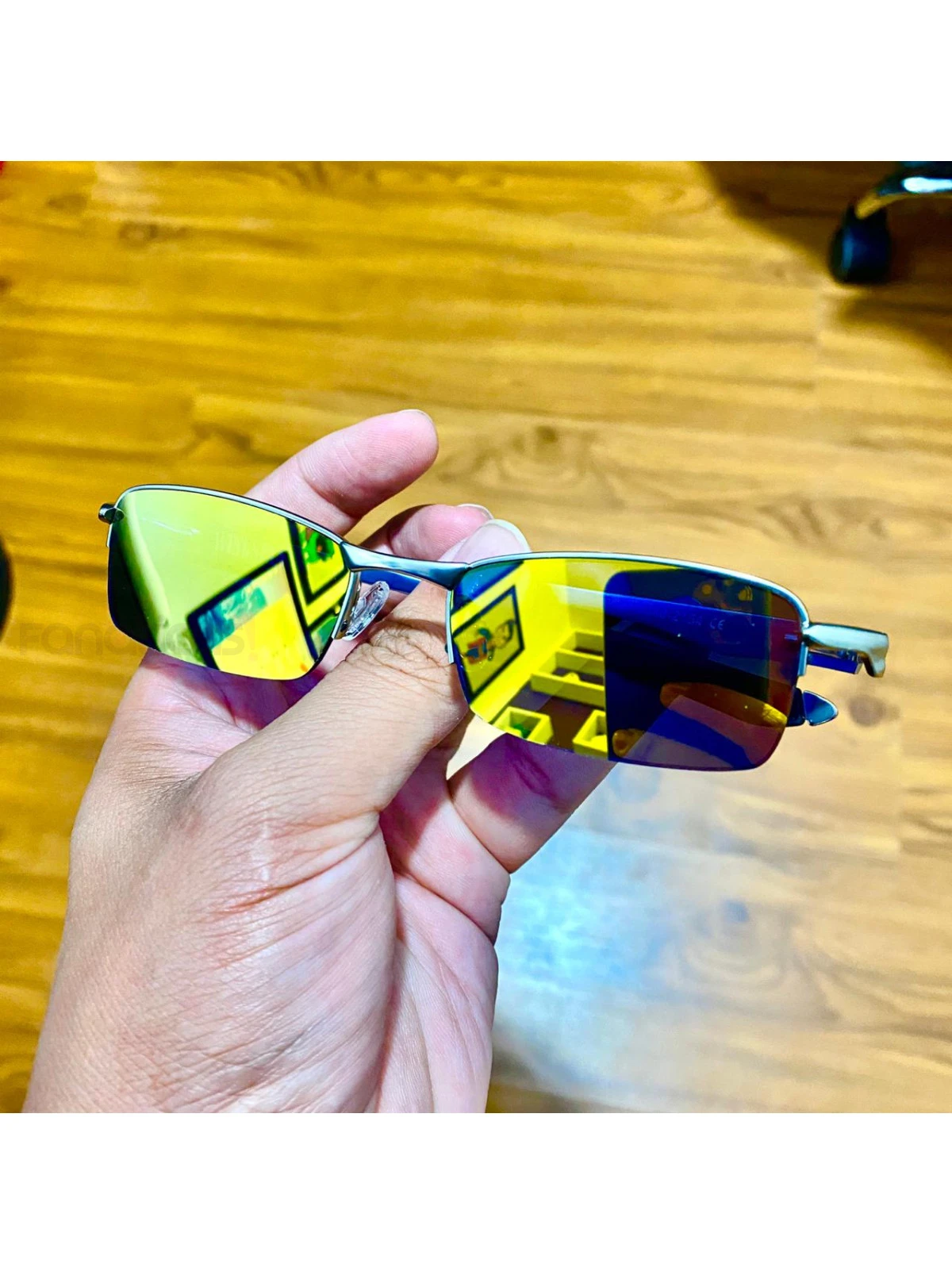 Óculos Lupinha Lupa Vilão Fio Nylon Prata e Dourada