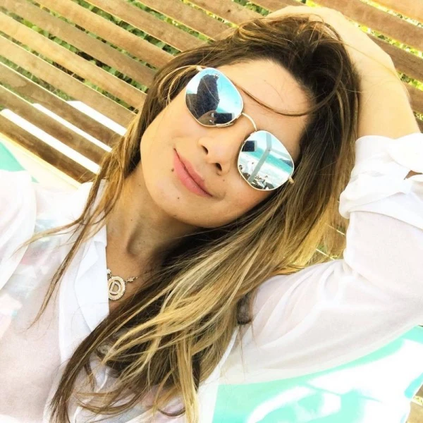 Hexagonal Armação Dourada e Lente Prata RB 3548