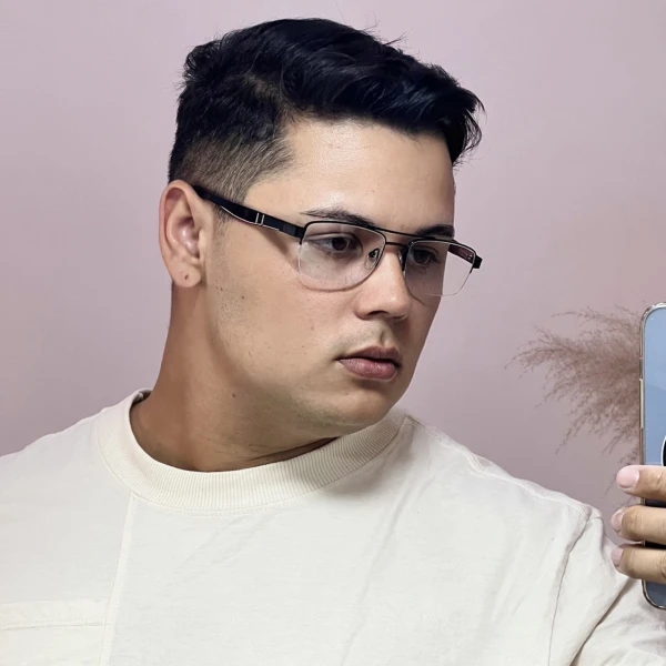 Armação de Óculos AQ240510 Retangular Preto e Vermelho