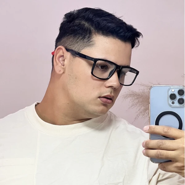 Armação de Óculos 76009 Quadrado Preto e Vermelho