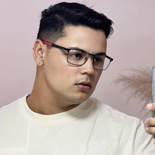 Armação de Óculos 6001 Retangular Preto e Vermelho