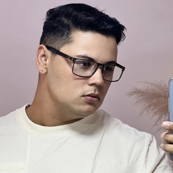 Armação de Óculos AQ240701 Retangular Marrom