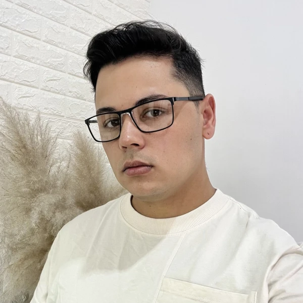 Armação de Óculos AQ240702 Retangular Preto