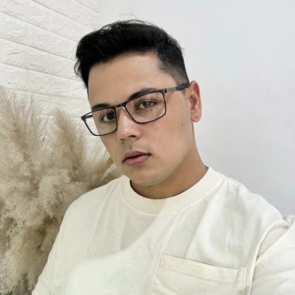 Armação de Óculos AQ240702 Retangular Marrom