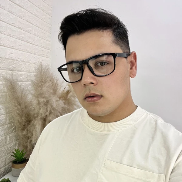 Armação de Óculos 76004 Quadrado Preto Brilho e Azul