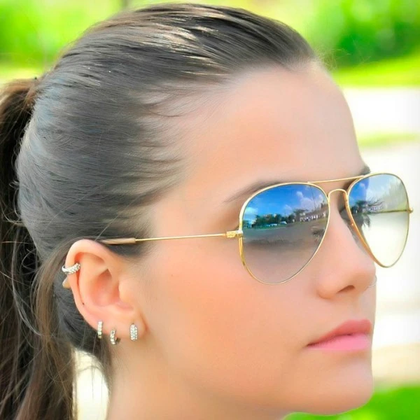 Óculos de Sol Aviador Dourado e Lente Azul Degrade