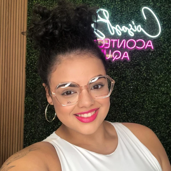 Armação de Óculos Quadrado LQ6011 Creme Translúcido