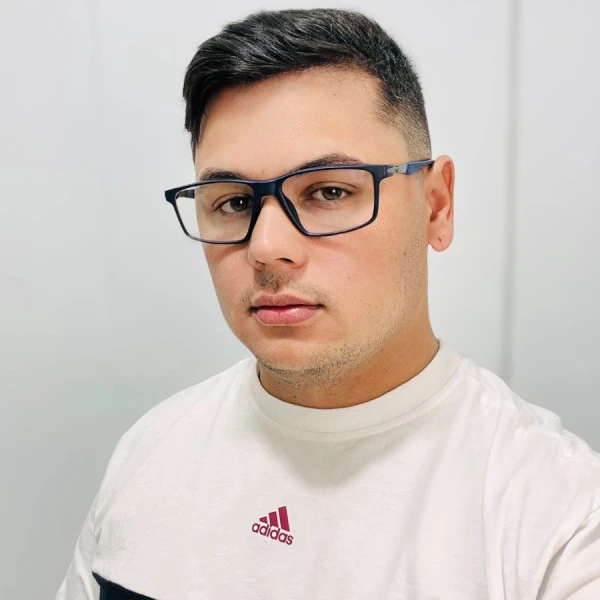 Armação de Óculos Retangular Molas 180 Graus C4 GZ9141 Azul