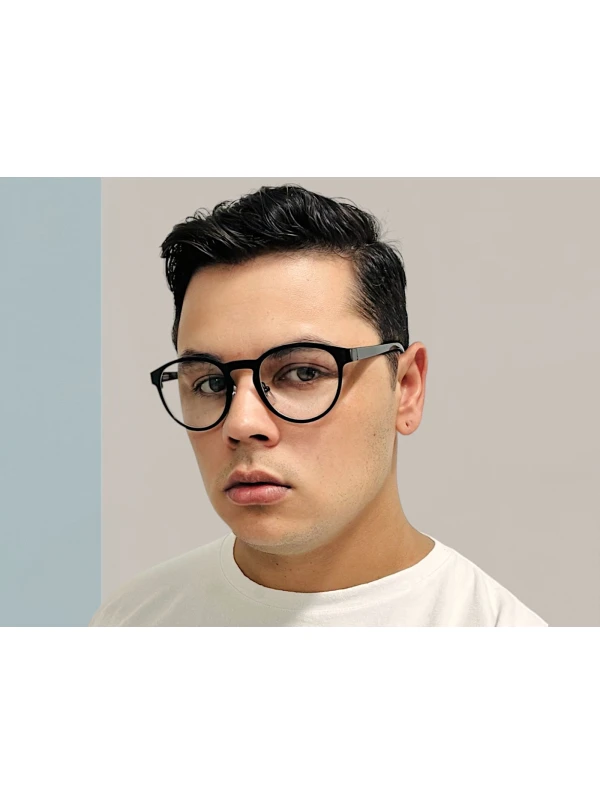 Armação de Óculos Clark Preta