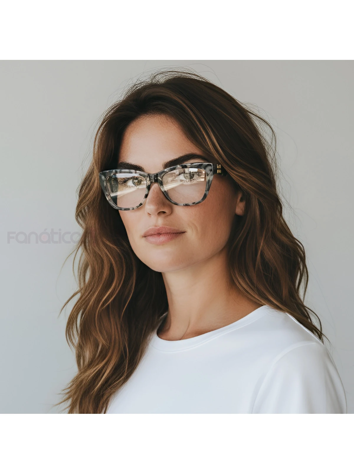 Armação de Óculos Gatinho VMV03UV Tartaruga Claro